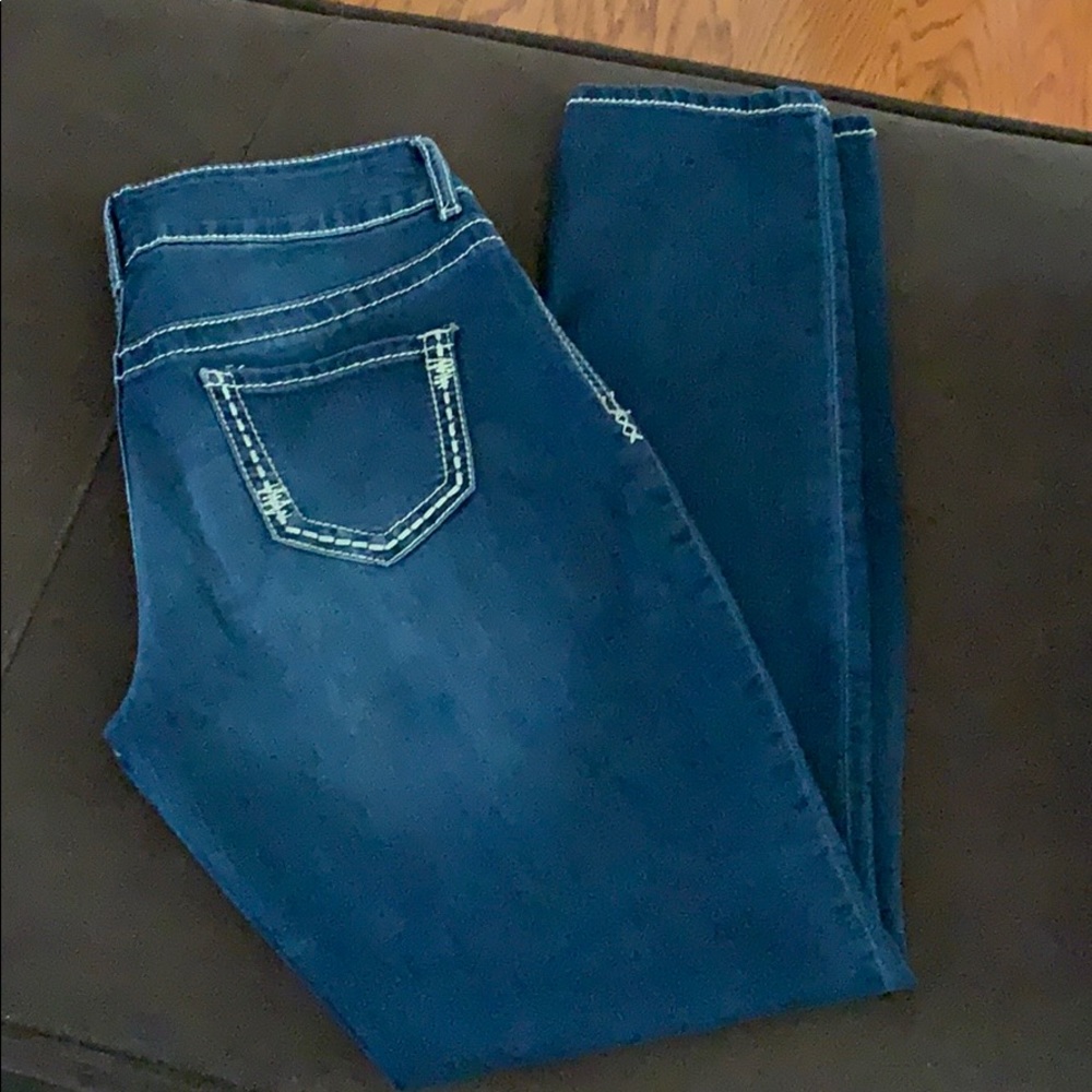 Jeans - Picture 4 of 4